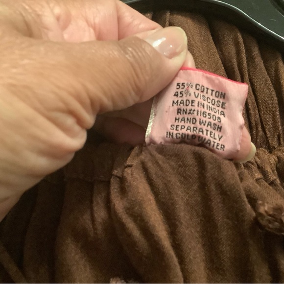 Chic Brown Adjustable Halter Maxi Dress with Embroidered Details - Picture 6 of 7